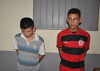 Polícia prende dois jovens acusados de tentativa de assalto na Av. Amadeo Barbosa