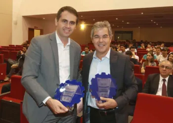 Marcus Alexandre e Jorge Viana foram homenageados