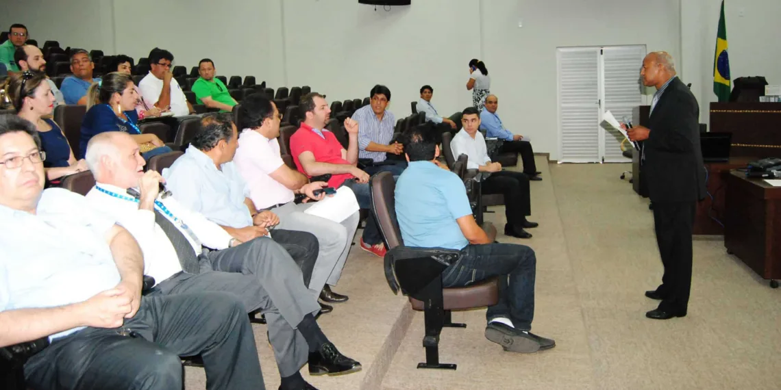 Reunião com os representantes das emissoras de televisão e rádio