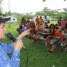 Marcio Bittar faz caminhada em Rio Branco e sua vice Antonia Sales se reúne com ribeirinhos
