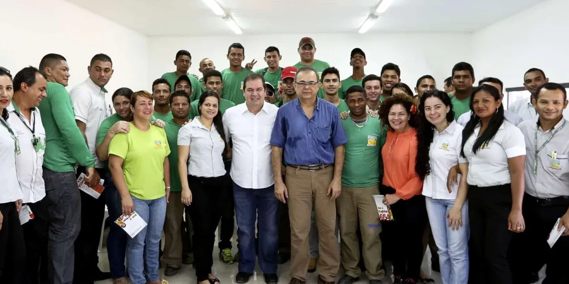 Tião Viana recebe apoio de membros da Assembleia de Deus e se reúne com trabalhadores da construção civil