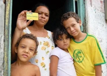 Quase 76 mil famílias acreanas recebem Benefício Primeira Infância de R$ 150 por criança
