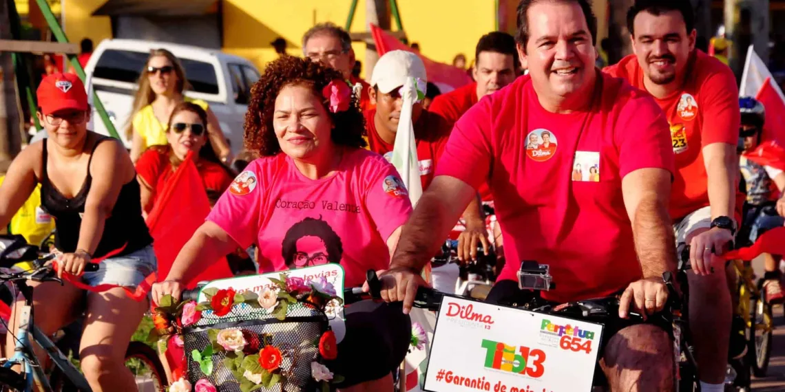Perpétua Almeida recebe apoio em feijó