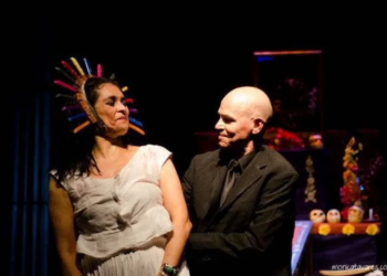 Companhia de Teatro acreana emocionou os paranaenses