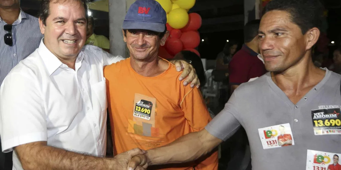 Tião Viana debate plano de governo no Bujari e visita supermercado em Rio Branco