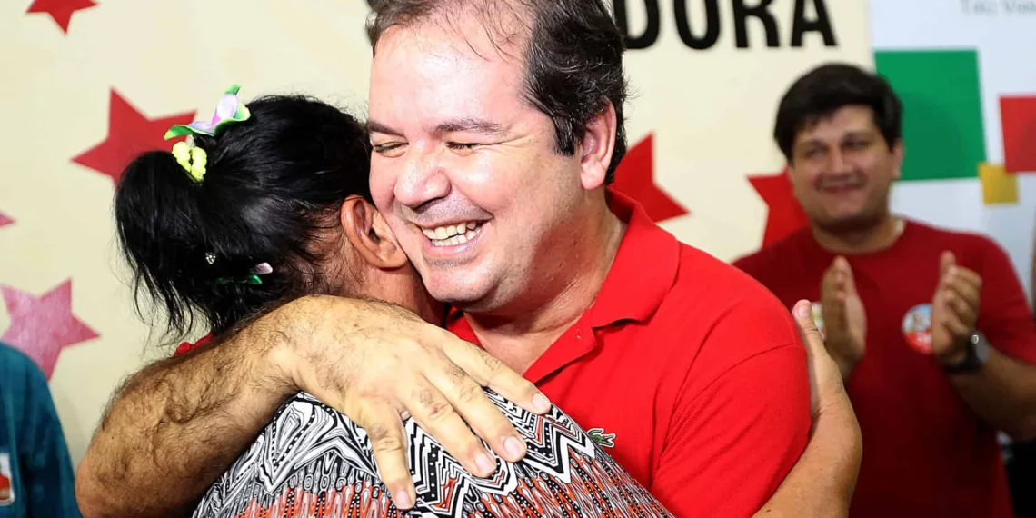 Tião Viana debate plano de governo em Porto Acre e se reúne com 138 lideranças comunitárias