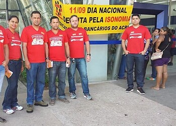 Dia Nacional de Luta pela Isonomia dos empregados da Caixa é realizado em Rio Branco