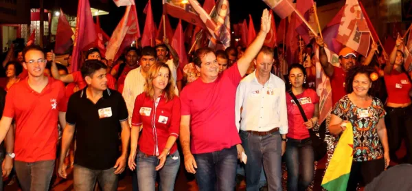 Brasiléia celebra com a Frente Popular em caminhada com Tião e Perpétua