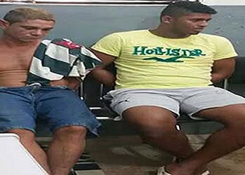 Acusados embalavam drogas no momento da prisão