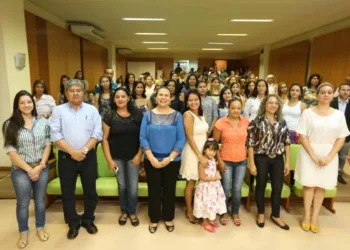 Governo do Estado dá posse a 52 novos servidores na Saúde