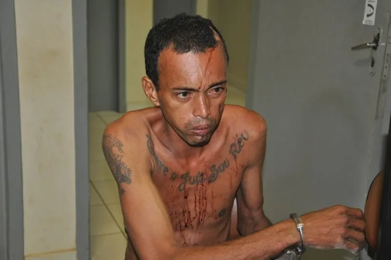 Homem tenta roubar idoso e leva paulada na cabeça