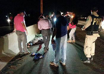 Vítima tentava atravessar BR quando o acidente aconteceu