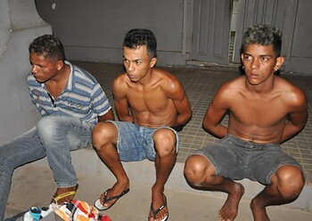 Vagner, Frank e Erley foram conduzidos à delegacia