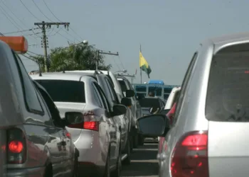 Táxi compartilhado é debatido na Câmara Municipal; categoria reivindica regulamentação