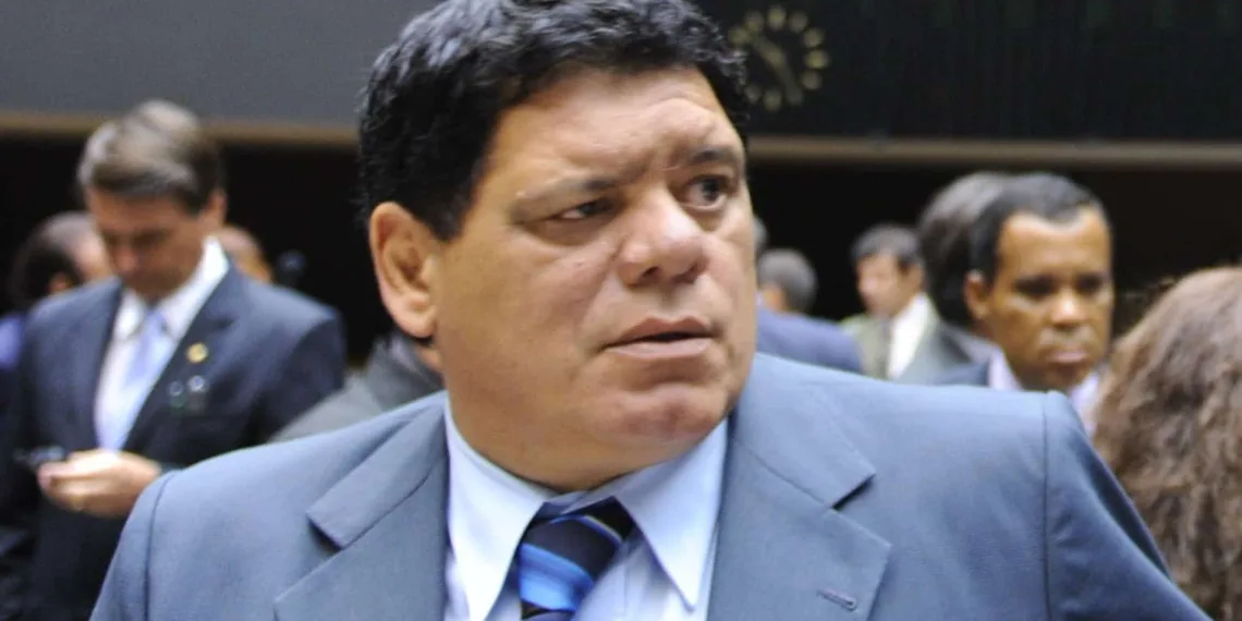 MS alegou ao deputado que realiza uma série de ações