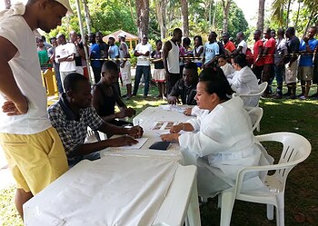 Secretaria de Saúde estadual e municipal realizam ação conjunta na prevenção de doenças no abrigo dos imigrantes