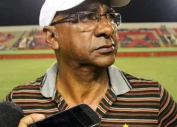 Zezito não espera jogo 
fácil contra o São Raimundo