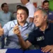 Candidato tucano (esq.) com Bocalom selam união