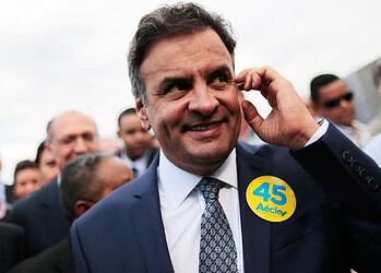 Após derrota, Aécio Neves liga e deseja sucesso para a presidente reeleita
