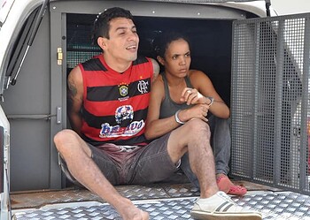 Casal embriagado é preso no Terminal Urbano após ameaçar passageiros