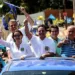 Marcio Bittar em carreata ontem pelos bairros da Capital