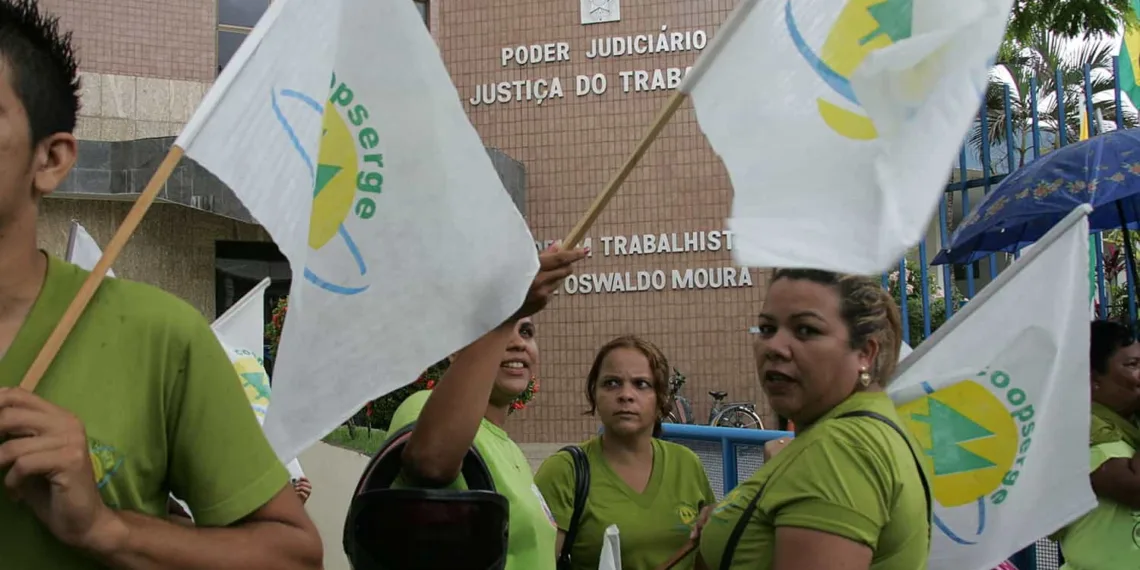 Manifesto marca mais uma audiência da Coopserge no Ministério do Trabalho