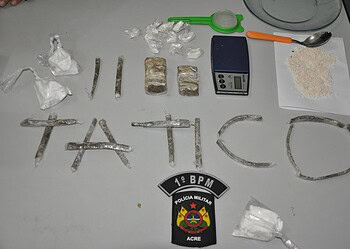 Grande quantidade de droga é apreendida por Policiais Militares