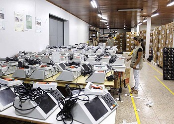 Deputados são definidos após análise da legenda