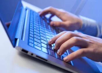 Correios explica serviço de logística para venda pela internet