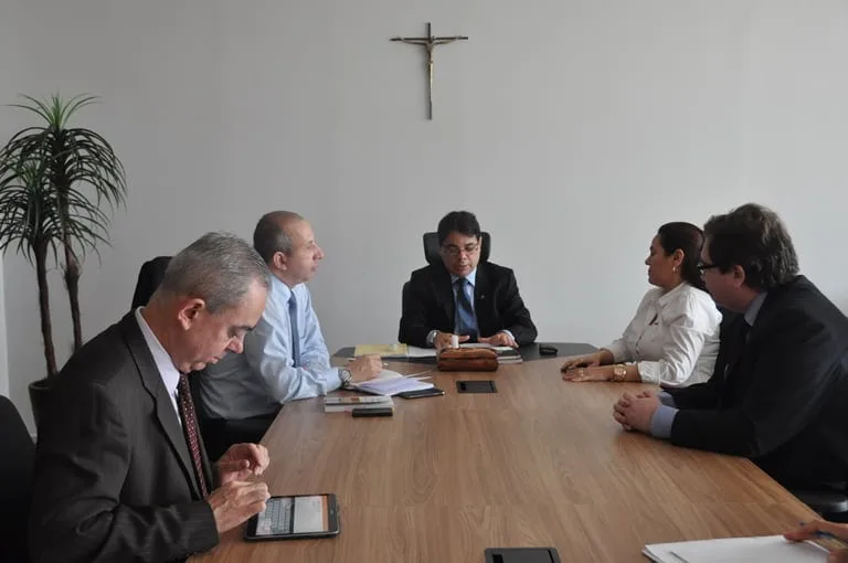"Nossa intenção é garantir o pleno exercício da democracia”, explicou Oswaldo D’Albuquerque, que é o coordenador-geral do Gabinete