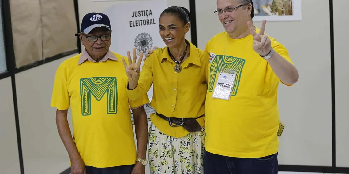 “Vamos preservar conquistas, mas não sendo complacentes com os erros”, diz Marina em Rio Branco