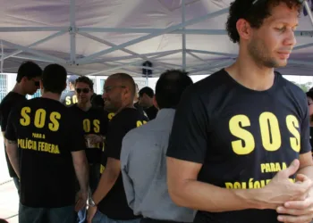 Agentes em manifesto na Capital, pela valorização