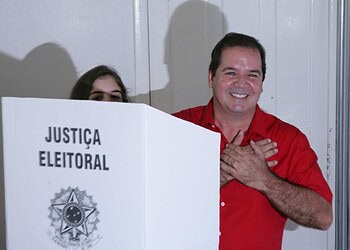 Governador afirma que a população continua acreditando no projeto da Frente