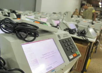 Urnas começam a ser instaladas nesta sexta-feira