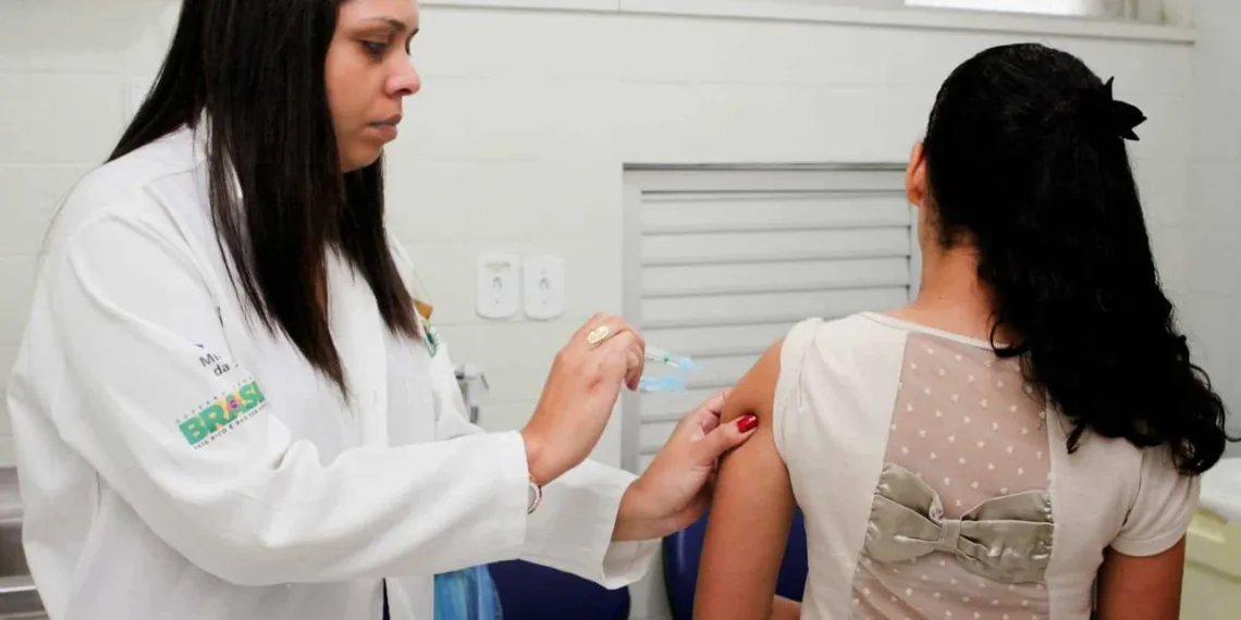 USP conclui: vacinas contra o HPV não causaram problemas de saúde em jovens acreanas