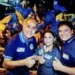 Bittar posa para foto em comício com Bocalom e Antonia Sales, a sua candidata à vice na Coligação Aliança por Um Acre Melhor