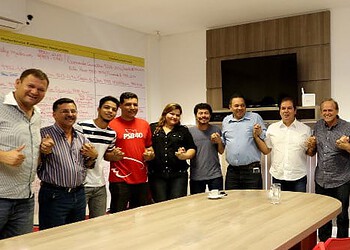 Pessebistas ontem em Rio Branco deram as mãos à FPA