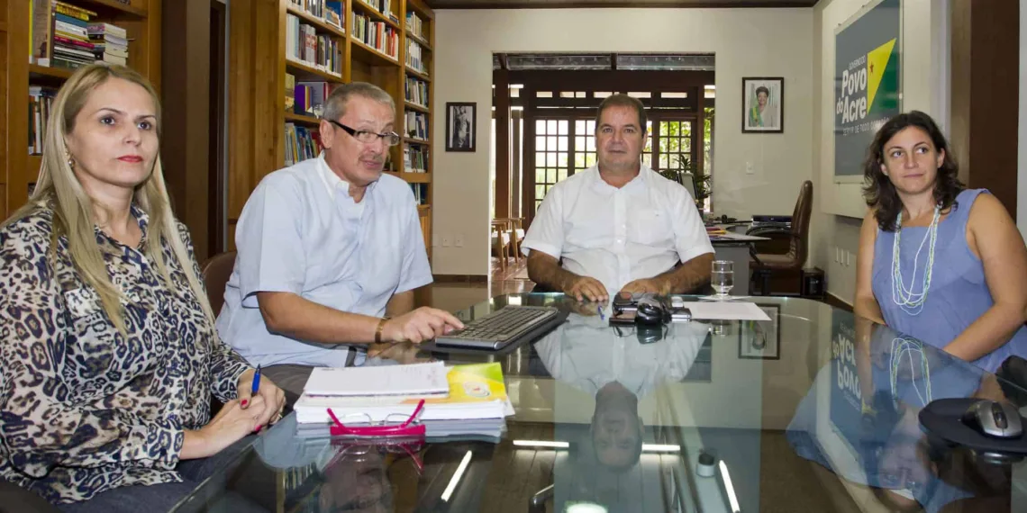 Governador recebeu visitantes italianos em seu gabinete