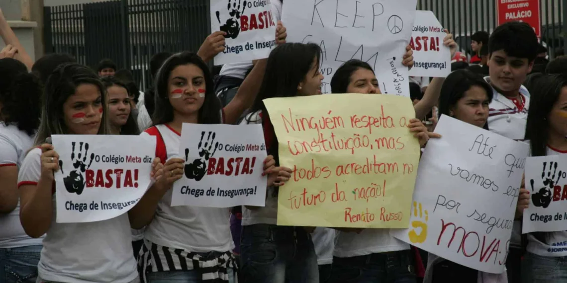 Estudantes em protestos recente contra a violência