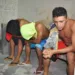 Polícia prende três homens acusados de furtar armas e incendiar casa de vítima