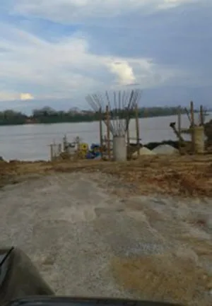Serviços de limpeza da vegetação e local das 
fundações da ponte, também já foram iniciados