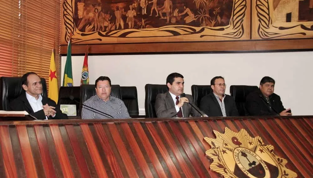 Deputados aprovam melhorias no Plano de Cargos, Carreiras e Remunerações da Polícia Civil