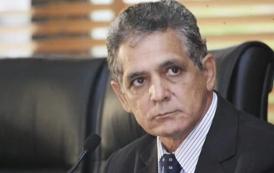 “Após sete mandatos, deixo o parlamento estadual com a sensação de dever cumprido”, diz Elson Santiago