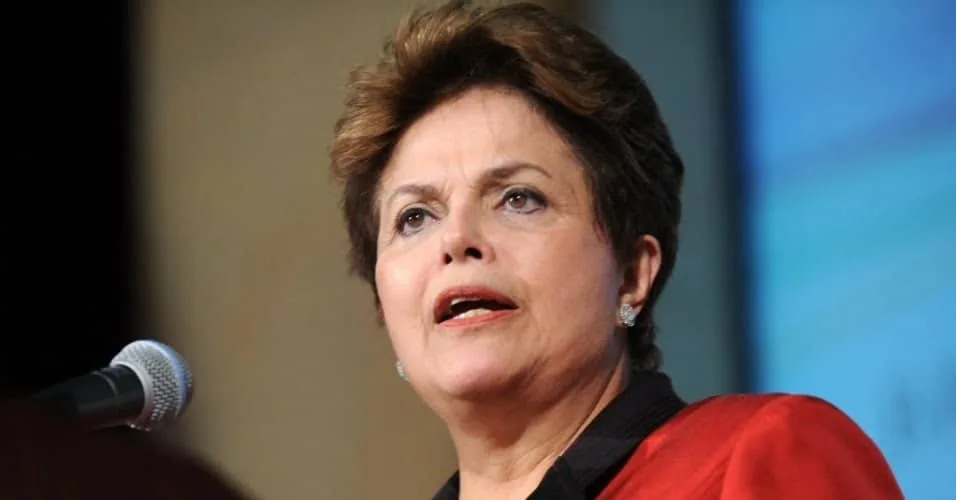 Dilma Rousseff veta reajuste de 6,5% na tabela do IR para pessoa física