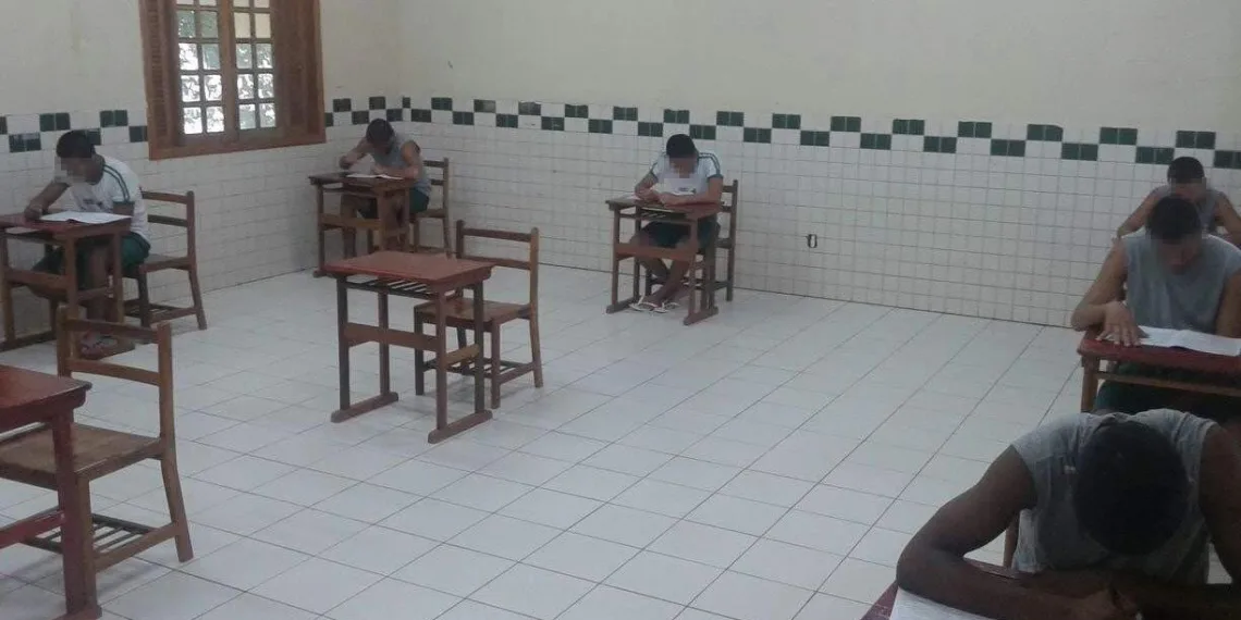 Socioeducandos participam da edição do Enem 2014
