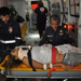Mulher é atropelada por carreta e tem a perna dilacerada