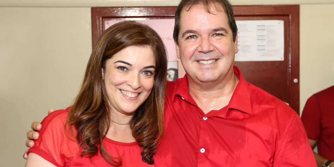 Governador Tião Viana toma posse nos primeiros minutos de 2015