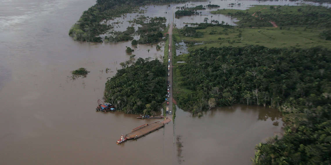 Autoridades do Acre e de Rondônia trabalham para evitar o desabastecimento