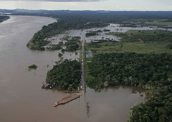Autoridades do Acre e de Rondônia trabalham para evitar o desabastecimento