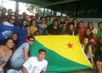 Acadêmicos do Acre seguem para a 9ª Bienal da UNE